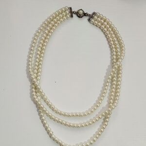 Vintage Elegant Signed Feinberg Triple Strand Glass Pearl Necklace
